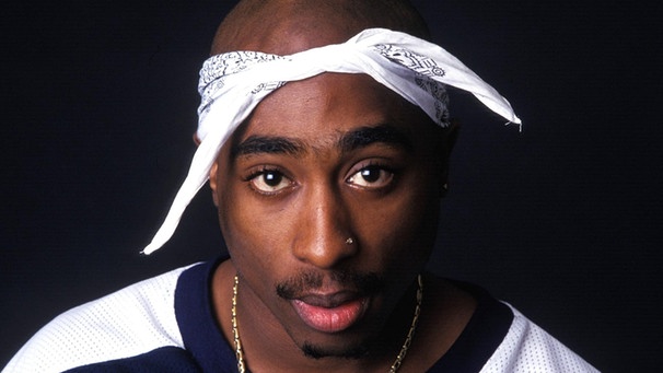 tupac-shakur-104~_v-img__16__9__l_-1dc0e8f74459dd04c91a0d45af4972b9069f1135.jpg