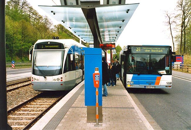 saa-lrt-bus-saarbruecken-interchg-apr2003_s-baguette.jpg